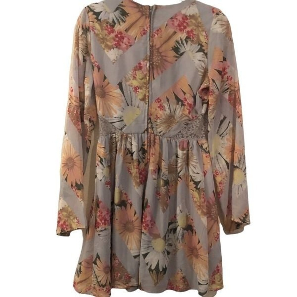 Spring Floral Midi Dress CrisCross Front Cinched  Waist & Shear Sleeves - Picture 2 of 5